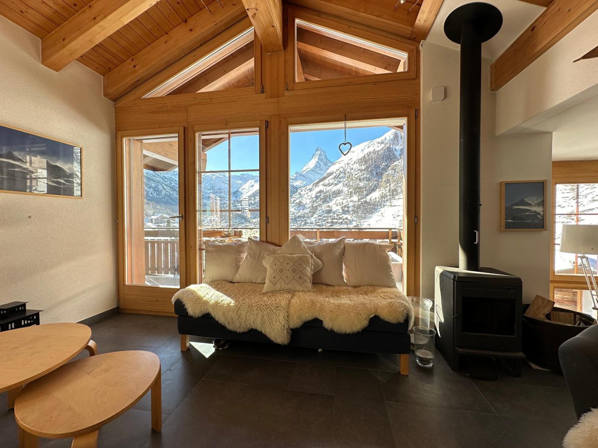 Modern Self-Catering Apartment With Matterhorn Views Zermatt Dış mekan fotoğraf